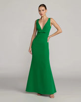 Green Sleeveless V Neck Mermaid Gown With Bow