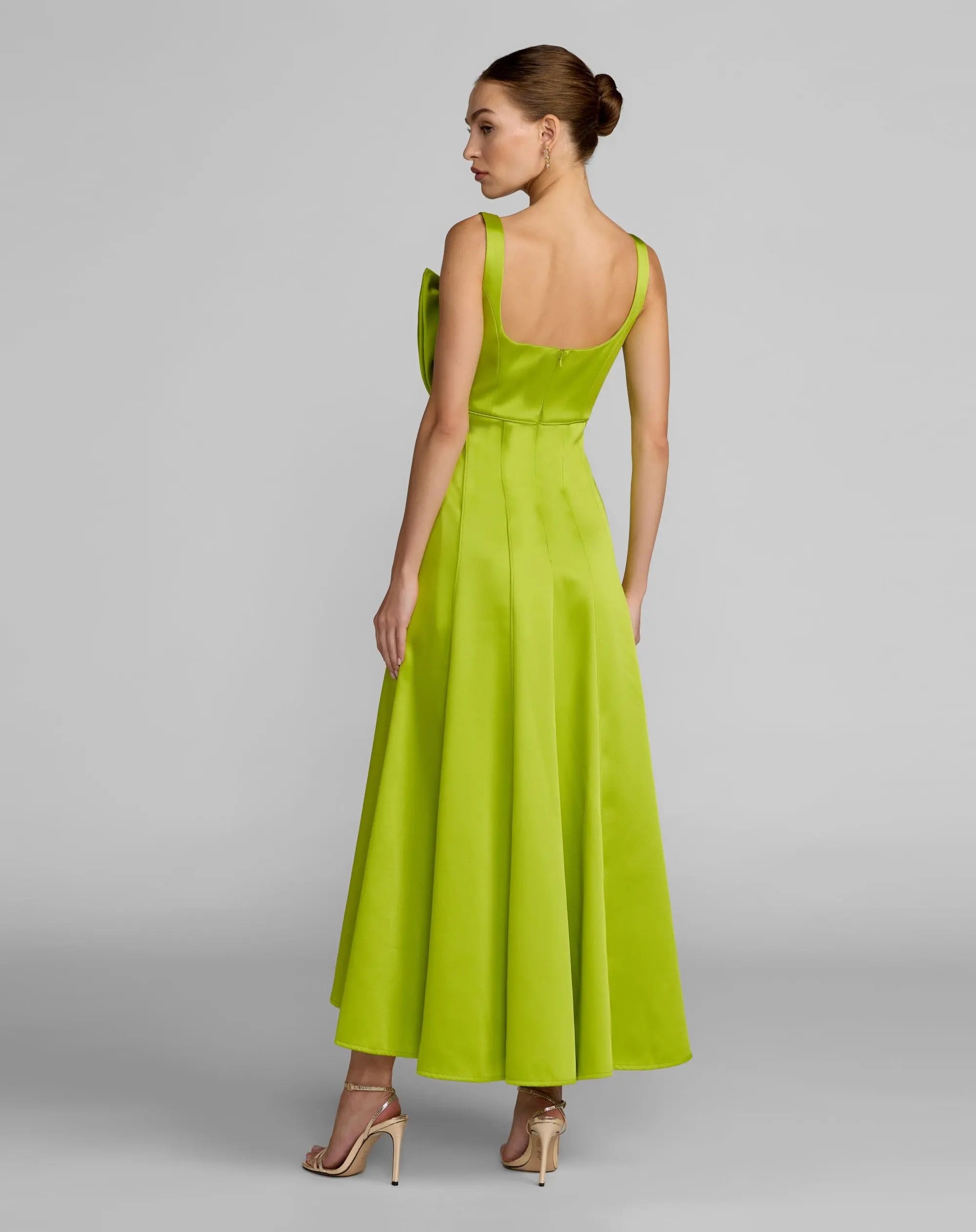 Green Sleeveless Satin Midi Dress With Bow Detail